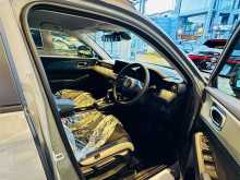 https://riyasewana.com/uploads/honda-vezel-rv5-2105759672.jpg