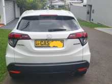 https://riyasewana.com/uploads/honda-vezel-sensin-2016-215573012583.jpg