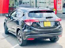 https://riyasewana.com/uploads/honda-vezel-sensing-2017-148455412072.jpg
