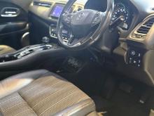 https://riyasewana.com/uploads/honda-vezel-sensing-2019205417784.jpg
