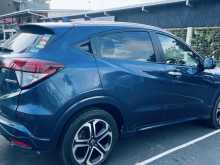 https://riyasewana.com/uploads/honda-vezel-sensing-3016173922282.jpg
