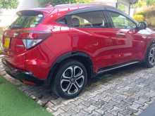 https://riyasewana.com/uploads/honda-vezel-sensing-7142739692.jpg