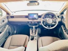 https://riyasewana.com/uploads/honda-vezel-x-1017325224902.jpg