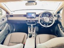 https://riyasewana.com/uploads/honda-vezel-x-1216074624961.jpg