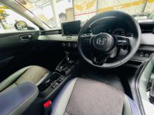 https://riyasewana.com/uploads/honda-vezel-x-151038576594.jpg