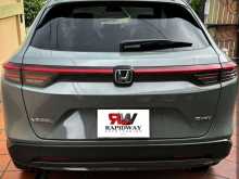 https://riyasewana.com/uploads/honda-vezel-x-161024514892.jpg