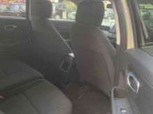 https://riyasewana.com/uploads/honda-vezel-x-1611121424515.jpg
