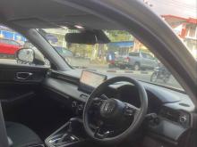 https://riyasewana.com/uploads/honda-vezel-x-1611144124662.jpg