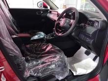 https://riyasewana.com/uploads/honda-vezel-x-1617060424943.jpg