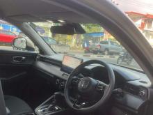 https://riyasewana.com/uploads/honda-vezel-x-191657256405.jpg