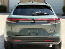 https://riyasewana.com/uploads/honda-vezel-x-212553717304.jpg