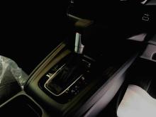 https://riyasewana.com/uploads/honda-vezel-x-2213570724021.jpg