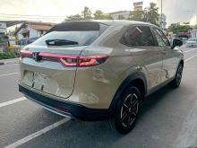 https://riyasewana.com/uploads/honda-vezel-x-2315130024322.jpg
