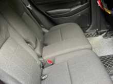 https://riyasewana.com/uploads/honda-vezel-x-2515245284.jpg