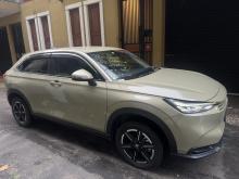 https://riyasewana.com/uploads/honda-vezel-x-2520335017972.jpg