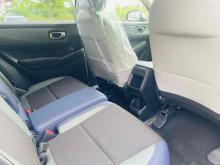 https://riyasewana.com/uploads/honda-vezel-x-310202424552.jpg