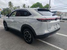 https://riyasewana.com/uploads/honda-vezel-x-3118335924331.jpg