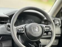 https://riyasewana.com/uploads/honda-vezel-x-51008516146.jpg