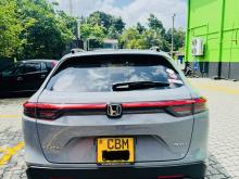 https://riyasewana.com/uploads/honda-vezel-x-814281717572.jpg