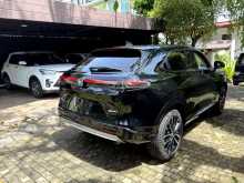 https://riyasewana.com/uploads/honda-vezel-z-10223456694.jpg