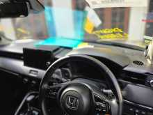 https://riyasewana.com/uploads/honda-vezel-z-10231010455.jpg