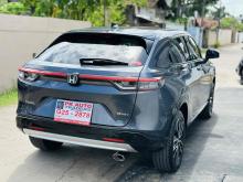 https://riyasewana.com/uploads/honda-vezel-z-107031424652.jpg