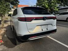 https://riyasewana.com/uploads/honda-vezel-z-110014717655.jpg