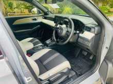 https://riyasewana.com/uploads/honda-vezel-z-1105454274.jpg