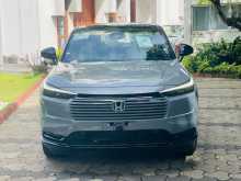 Honda VEZEL Z PLAY MOON ROOF 2024 SUV