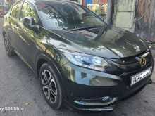 https://riyasewana.com/uploads/honda-vezel-z-111032244331.jpg