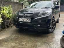 https://riyasewana.com/uploads/honda-vezel-z-1112555222942.jpg