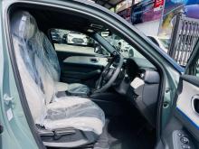 https://riyasewana.com/uploads/honda-vezel-z-111305016154.jpg
