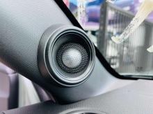 https://riyasewana.com/uploads/honda-vezel-z-111305016456.jpg