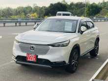 https://riyasewana.com/uploads/honda-vezel-z-1118073022633.jpg