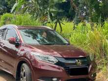 https://riyasewana.com/uploads/honda-vezel-z-114255222683.jpg