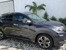 https://riyasewana.com/uploads/honda-vezel-z-1142734903.jpg