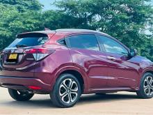 https://riyasewana.com/uploads/honda-vezel-z-114540224952.jpg