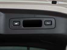 https://riyasewana.com/uploads/honda-vezel-z-118352395.jpg