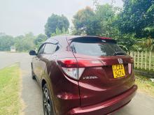 https://riyasewana.com/uploads/honda-vezel-z-120581517185.jpg