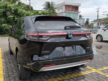 https://riyasewana.com/uploads/honda-vezel-z-121390717923.jpg