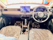 https://riyasewana.com/uploads/honda-vezel-z-1216113224011.jpg