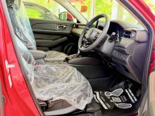 https://riyasewana.com/uploads/honda-vezel-z-1216113224752.jpg