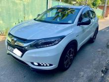 https://riyasewana.com/uploads/honda-vezel-z-1219222924912.jpg