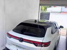 https://riyasewana.com/uploads/honda-vezel-z-1220232722663.jpg