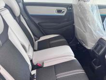 https://riyasewana.com/uploads/honda-vezel-z-1220251424872.jpg