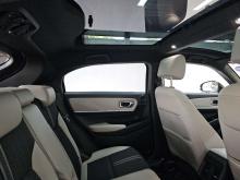 https://riyasewana.com/uploads/honda-vezel-z-12914306324.jpg