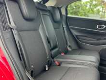 https://riyasewana.com/uploads/honda-vezel-z-1315120746.jpg