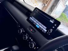 https://riyasewana.com/uploads/honda-vezel-z-1316290624072.jpg