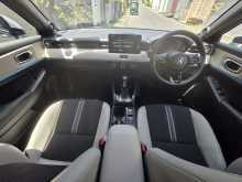 https://riyasewana.com/uploads/honda-vezel-z-13205344323.jpg