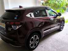 Honda Vezel Z Orange Limited Edition 2014 SUV